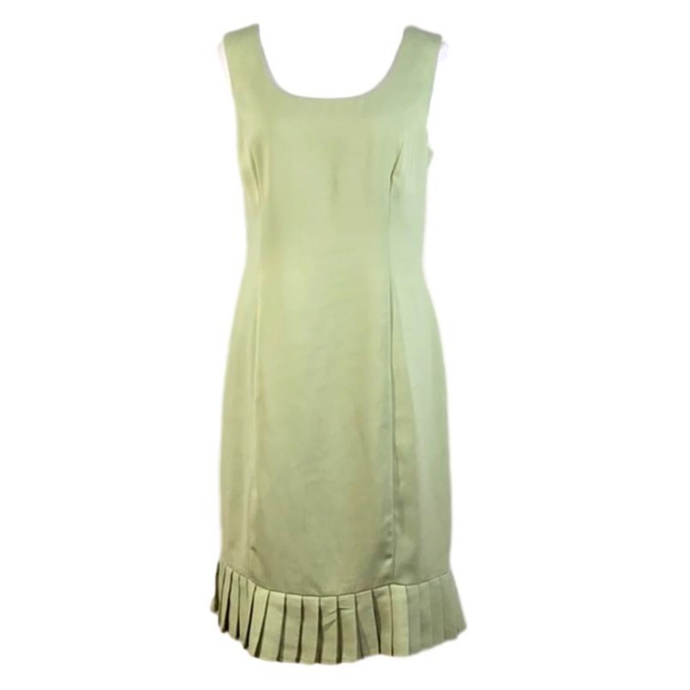 Danny & Nicole Dress Pale Green Dress size 10
